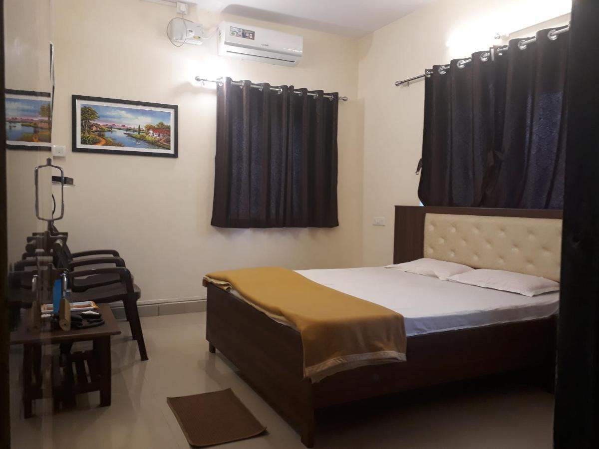 Maharaja Family Guest House 罗纳瓦拉 外观 照片