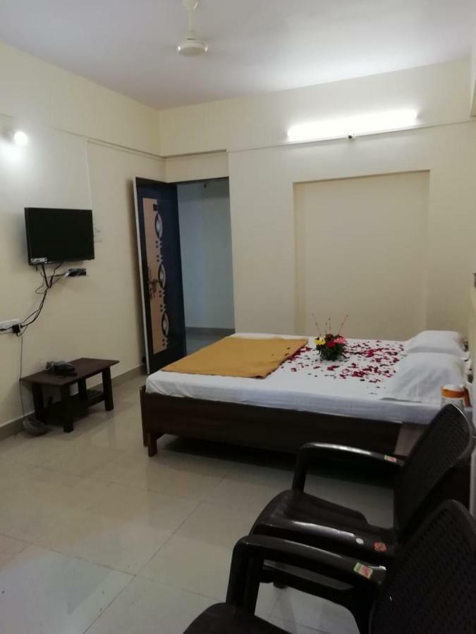Maharaja Family Guest House 罗纳瓦拉 外观 照片