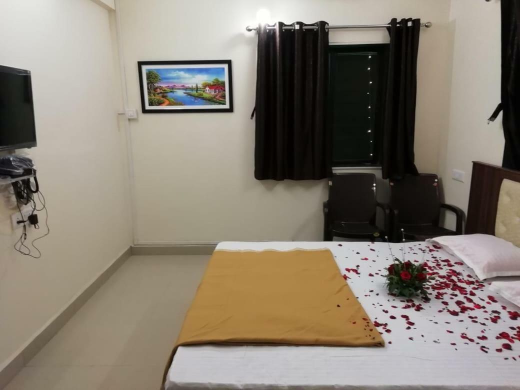 Maharaja Family Guest House 罗纳瓦拉 外观 照片